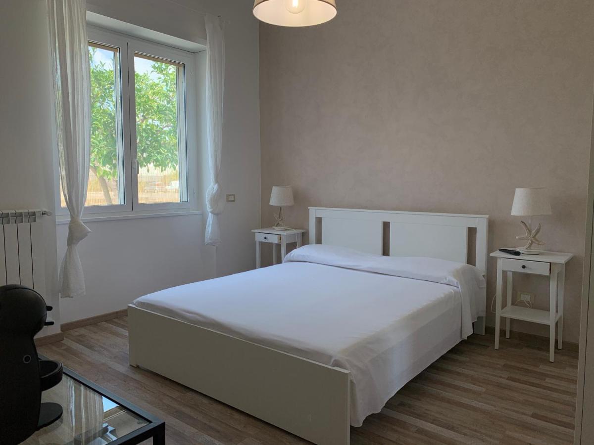 Villa Giuseppina Террачина Екстер'єр фото